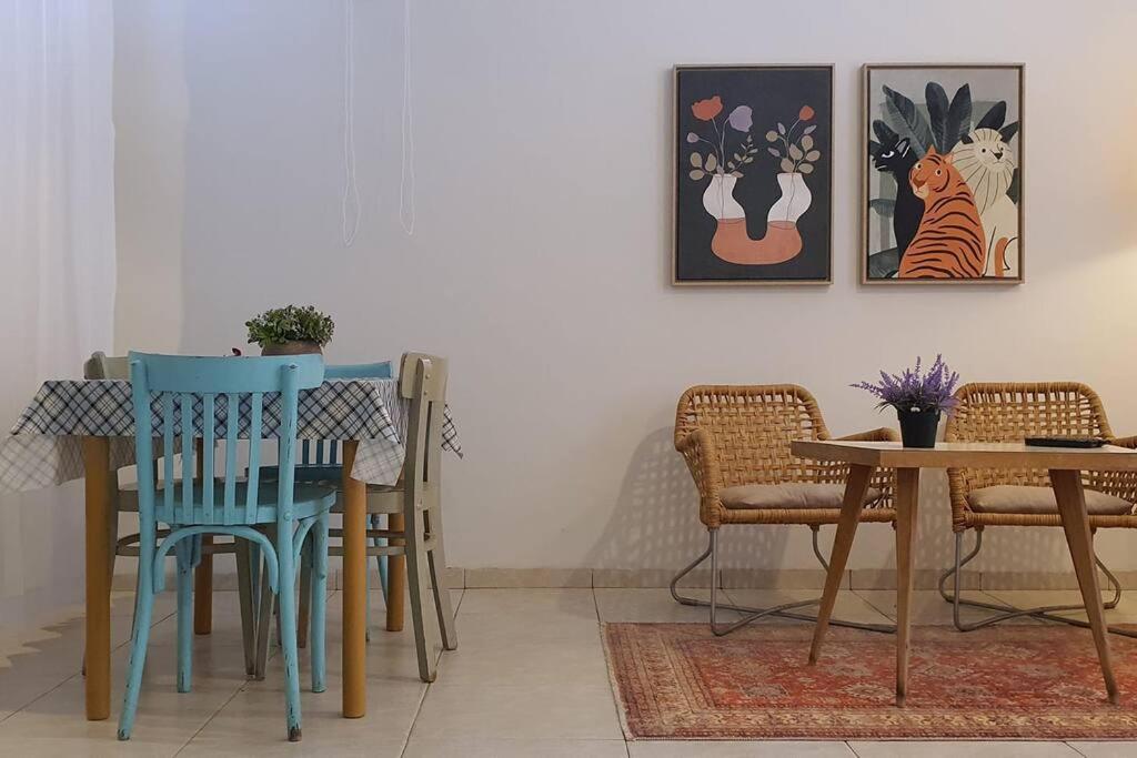 Apartamento נקודת חן Shadmot Devora Exterior foto